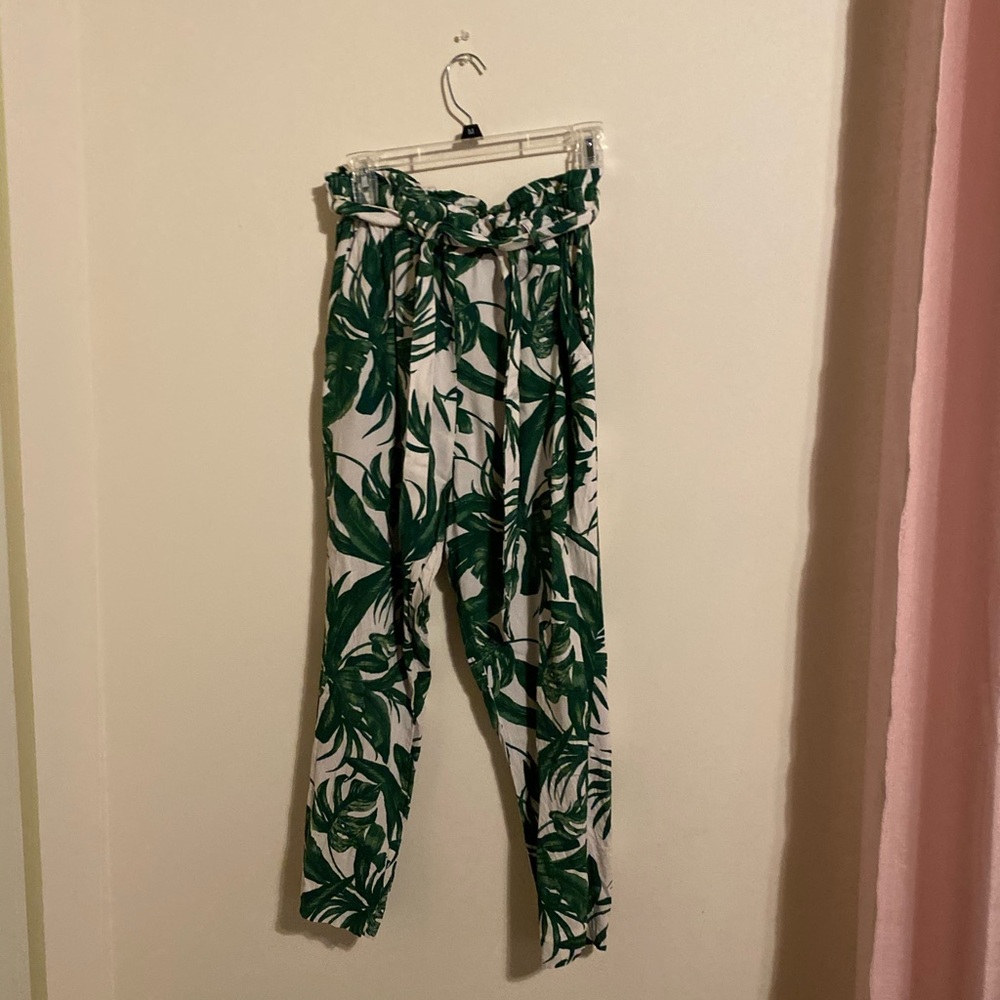 Leaf print paper bag pants with tie waist